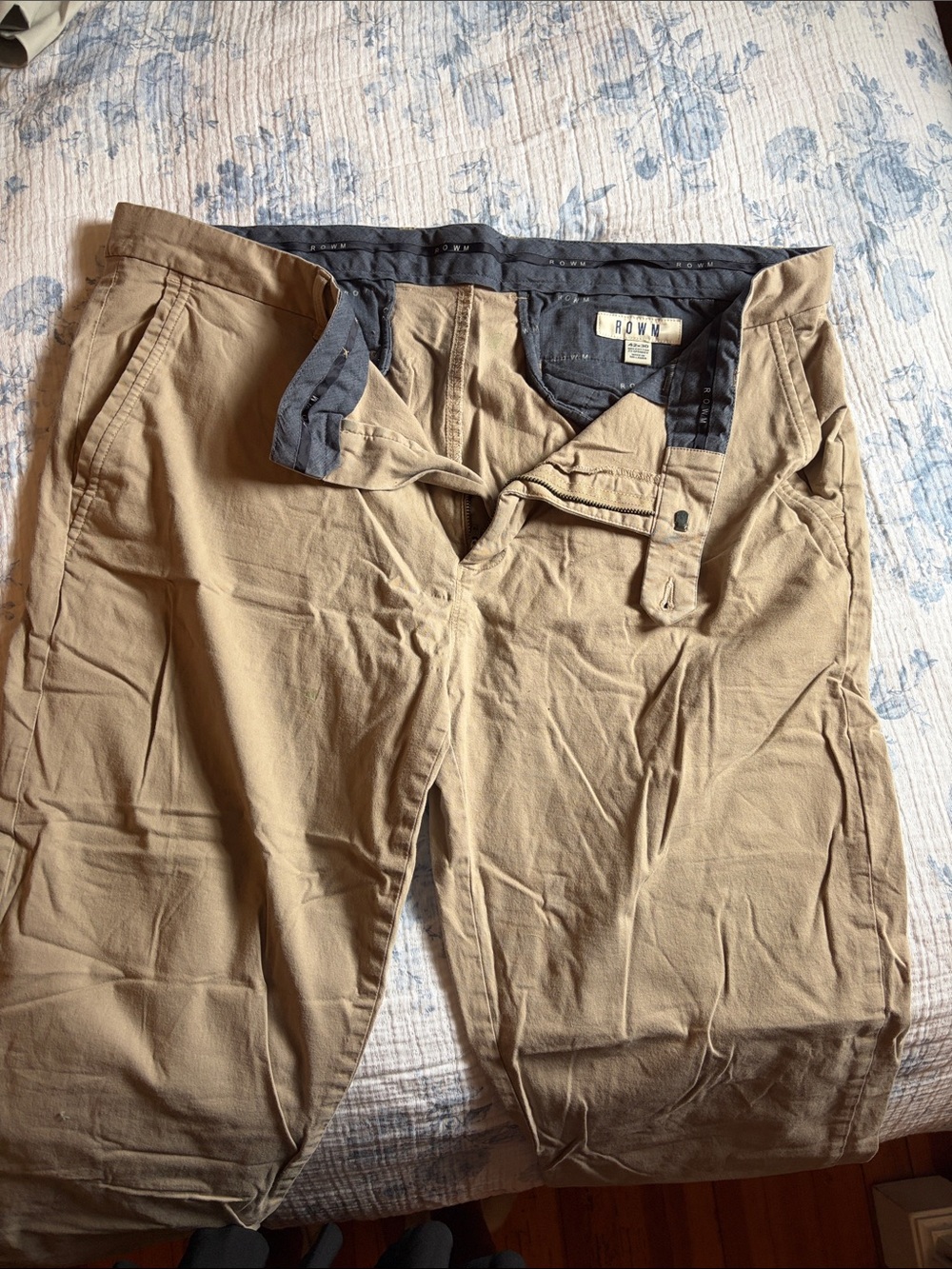 ROWM khakis 42x30
